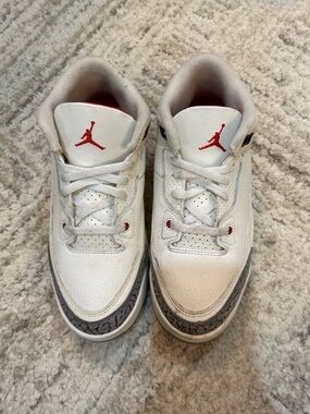 Kids Jordan 3 Retro 
White & Gray with Red Accent